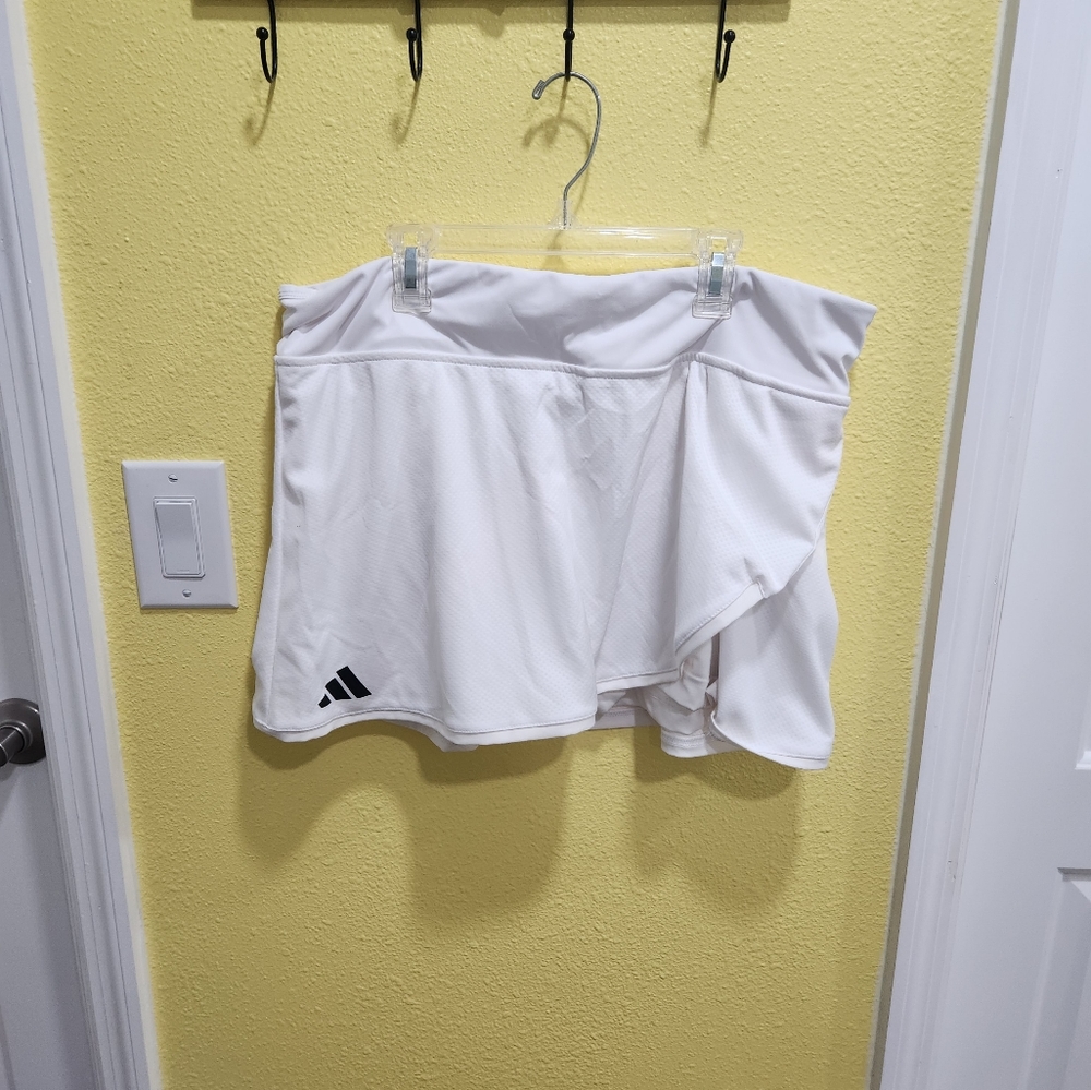 Club skirt